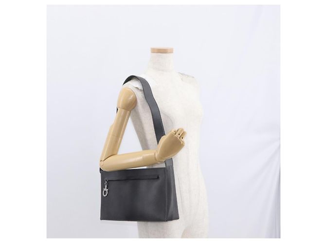 Borsa a Spalla Gancini in Pelle Grigia Argento Salvatore Ferragamo Auth hk3307 - vista 22