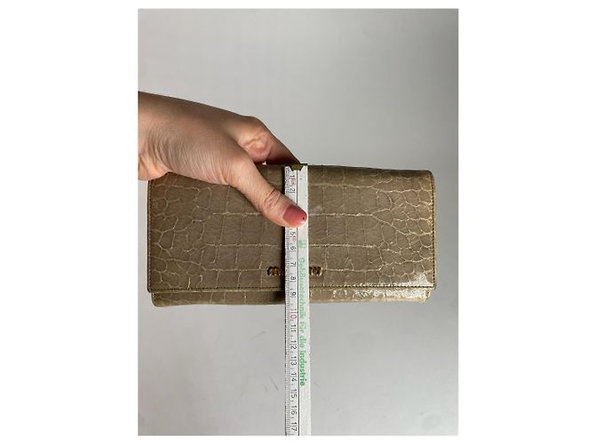 Vintage Miu Miu crocodile Emblossed Leather Wallet Brown - view 4
