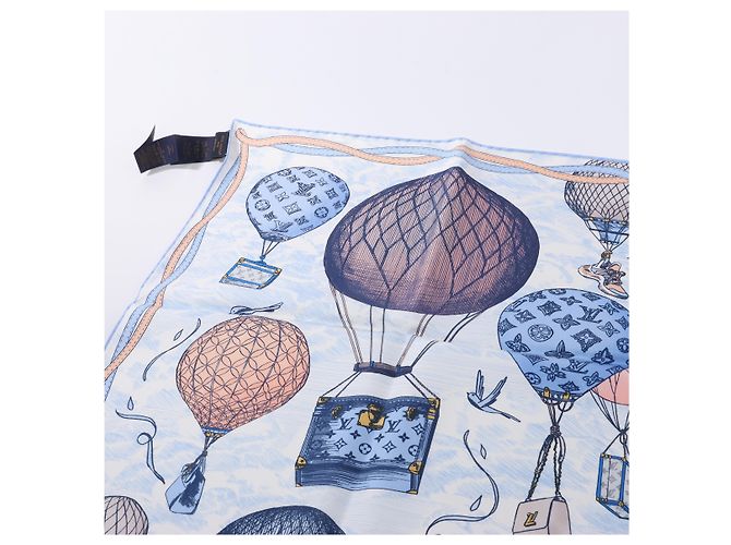 Sciarpa in seta 100% Louis Vuitton "up AND away" in blu M78448 - vista 5