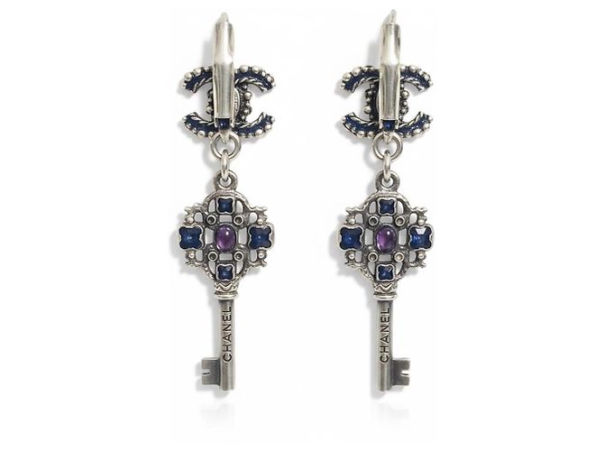 Orecchini pendenti in argento CC Chanel 17A Ritz Cosmopolite Blu Porpora - vista 3