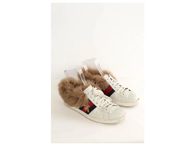 Gucci Sneakers basse in pelle bianche - view 3