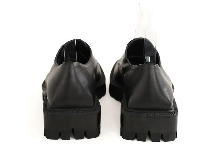 Balenciaga Schwarze Leder Schnürschuhe - Ansicht 2