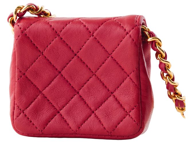 Bolsa de ombro mini Timeless Chanel em couro acolchoado vermelho - vista 3