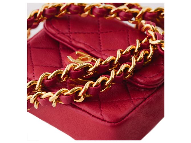 Bolsa de ombro mini Timeless Chanel em couro acolchoado vermelho - vista 6