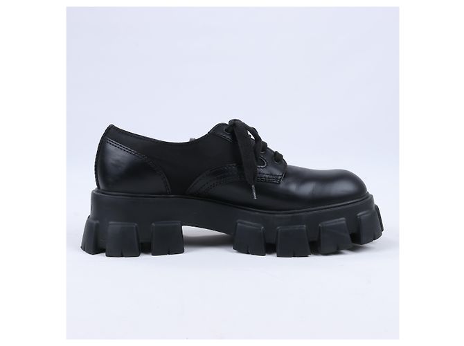 Prada Monolith Mokassins aus Nylon und Leder in Schwarz 2EE342, Größe 42 EU - Ansicht 3