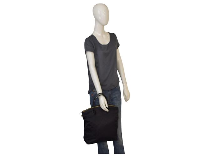 Borsa tote Louis Vuitton 2011 Desire Vertical Lockit MM in nylon monogramma nero - vista 13