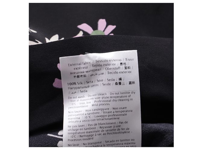 Langärmlige Bluse aus schwarzer Seide mit Blumenmuster von Valentino Garavani - Ansicht 6