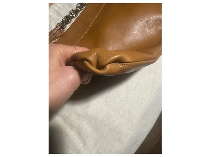 Prada Schultertasche aus Kamelleder mit Fransen - Ansicht 14