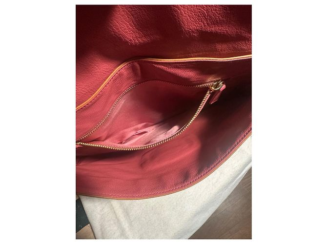 Prada Schultertasche aus Kamelleder mit Fransen - Ansicht 18