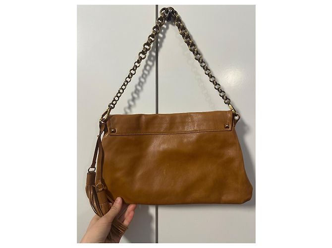 Prada Schultertasche aus Kamelleder mit Fransen - Ansicht 8