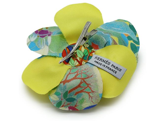 Spilla in seta Flora Corsage di Hermès Giallo - vista 2