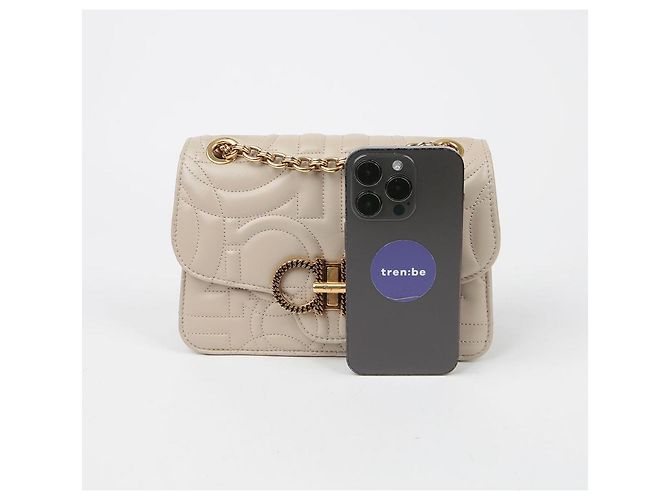 Salvatore Ferragamo Bolsa de ombro Ganchini acolchoada com corrente - Ansicht 10