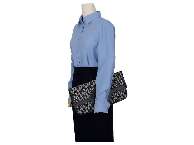 Dior Schräg gefaltete Clutch - Ansicht 9
