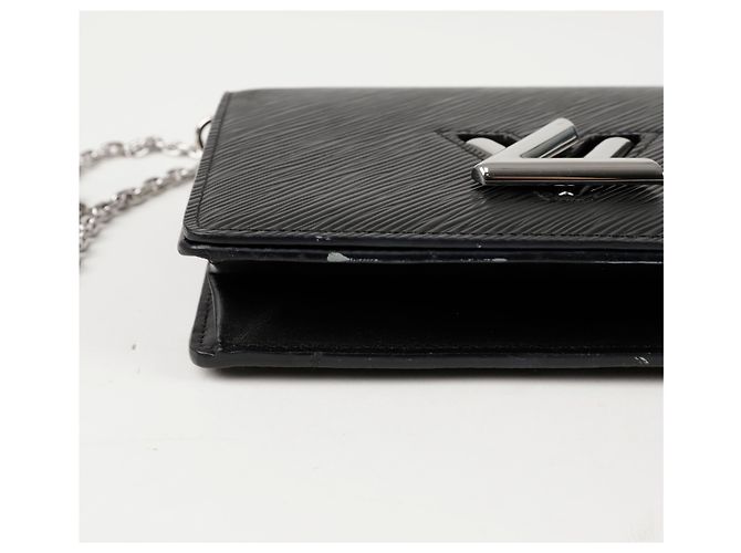 Louis Vuitton Portafoglio con catena e cintura Twist Nero - vista 7