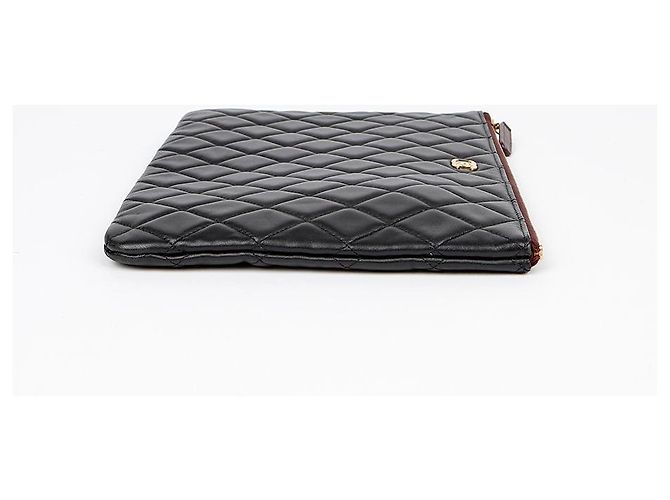 Chanel Clutch Clásica New Medium Negro - vista 5