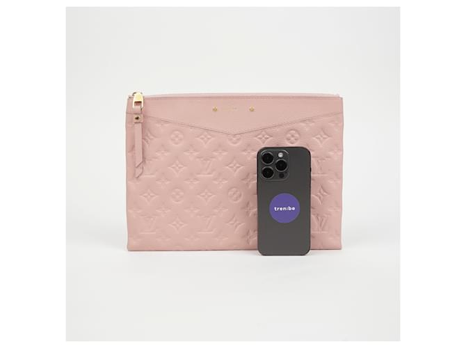 Louis Vuitton Pochette Daily Rosa - vista 9