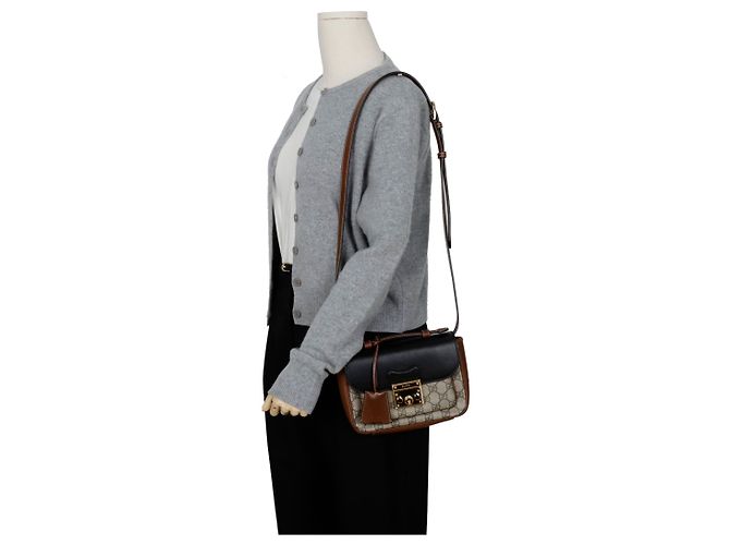 Padlock Gucci Mini Tote Schultertasche in Form eines Vorhängeschlosses Schwarz - Ansicht 10