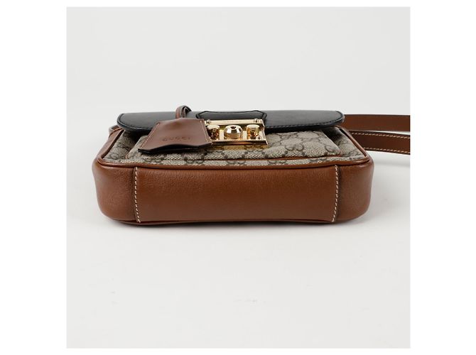 Padlock Gucci Mini Tote Schultertasche in Form eines Vorhängeschlosses Schwarz - Ansicht 6