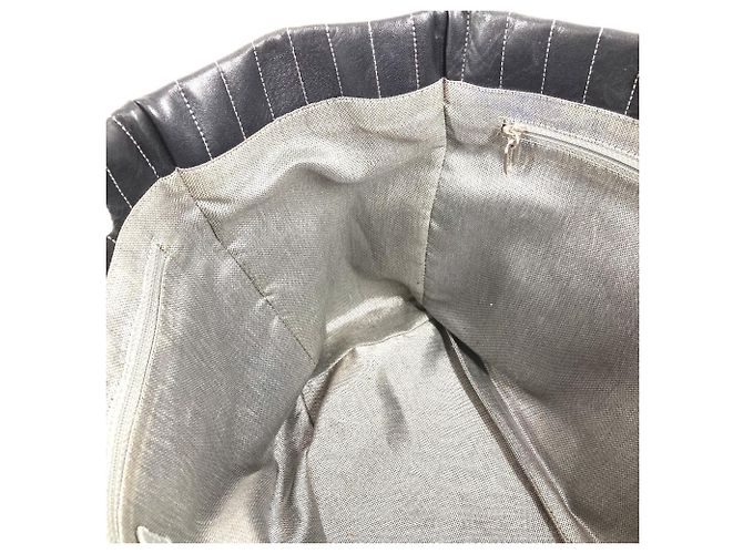 Bolsa Tote Mademoiselle com corrente dupla e logo CC Coco da Chanel Preto - vista 14
