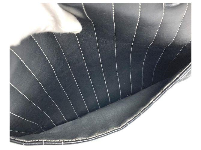 Bolsa Tote Mademoiselle com corrente dupla e logo CC Coco da Chanel Preto - vista 17