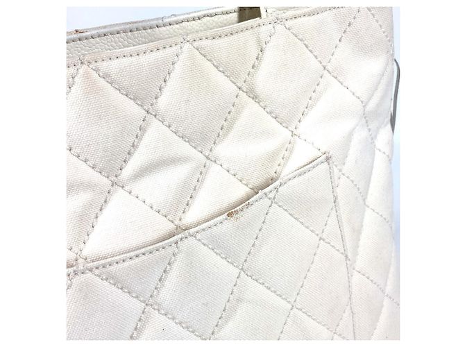 Borsa tote Reissue matelassé di Chanel Bianco - vista 11