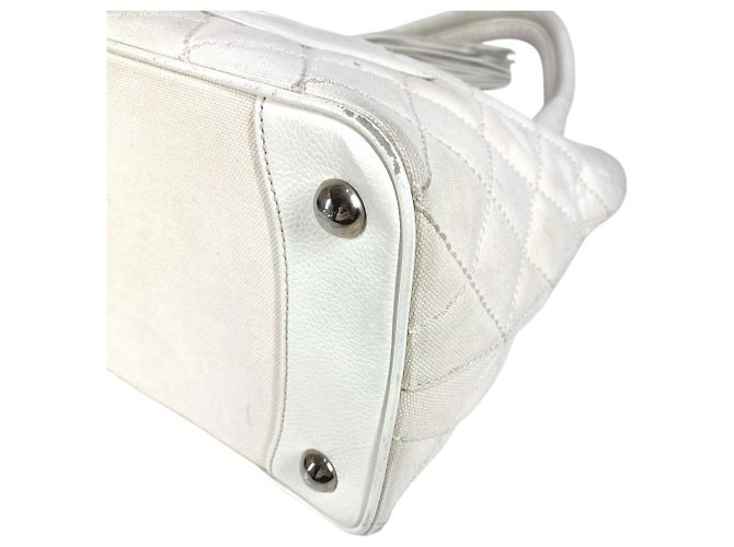 Borsa tote Reissue matelassé di Chanel Bianco - vista 6