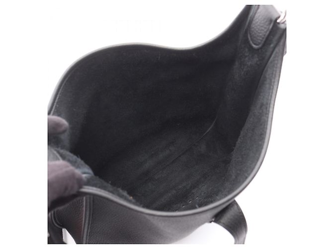 Borsa a Spalla Hermès Evelyn 3 Trois PM Nero - vista 3