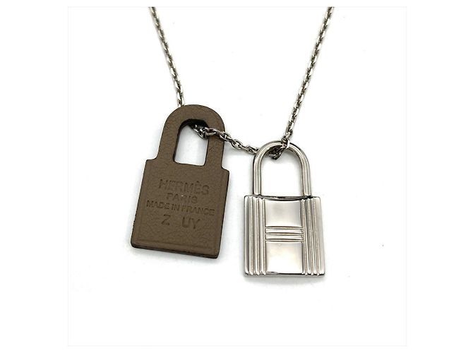 Collar Hermès O'KELLY PENDANT PM Castaño Gris pardo - vista 4