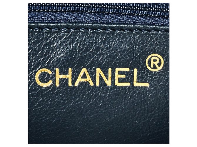 Borsa a Spalla Chanel Matelassé con Catena Nero - vista 7