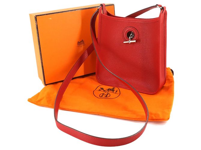 Borsa a spalla Vespa TPM di Hermès in Rouge H Rosso - vista 2