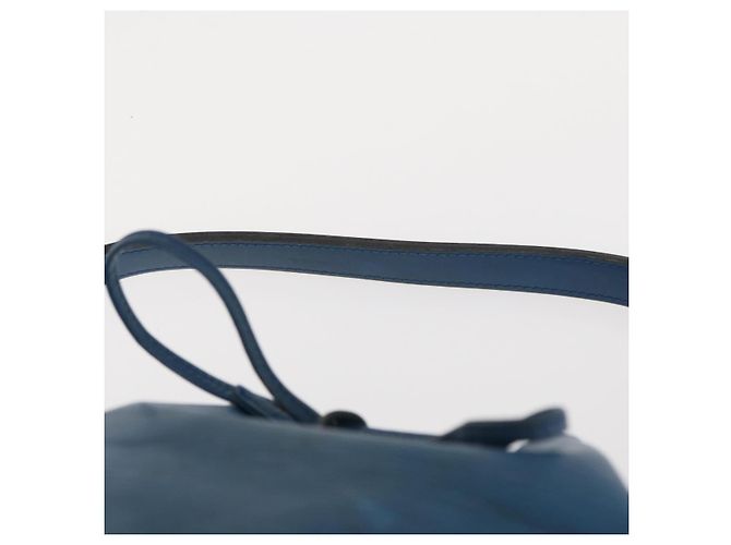 Noe LOUIS VUITTON Borsa a Spalla Petit Noé Epi Blu M44105 LV Auth 160554 - vista 8