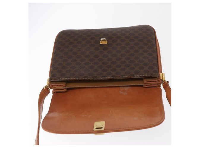 Céline Borsa a Spalla in Tela Macadam CELINE in Pelle PVC Marrone Oro Auth 161211 D'oro - vista 10