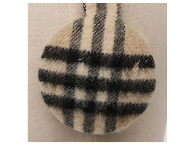 Orejeras de lana beige con estampado Nova Check de BURBERRY Auth 159465 - vista 6