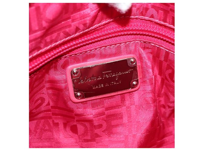 Borsa a Mano Gancini Salvatore Ferragamo Smalto Rosso Argento Auth 161440 - vista 19