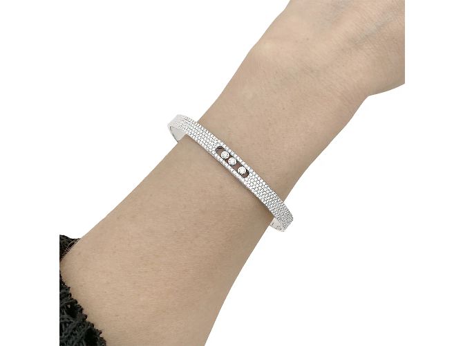 Bracciale Messika, "Bangle Pavé Move Noa", oro bianco e diamanti. - vista 7