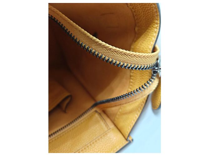 Céline Borsa a Mano Celine Luggage in Pelle Gialla Giallo - vista 6