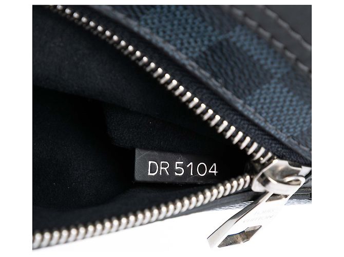 Messenger Greenwich Damier Cobalt Blu di Louis Vuitton Blu navy - vista 6