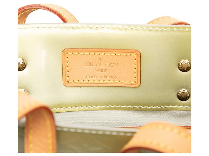 Louis Vuitton Borsa Reade MM in Vernis Monogram Bianco Crudo - vista 5