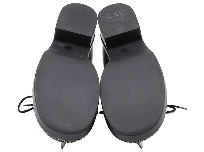 Botines Gucci Harlem Spike de cuero negro con forro de shearling - vista 6
