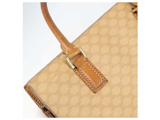 Céline Borsa a mano in tela Macadam CELINE PVC Beige Oro Auth 161381 D'oro - vista 10