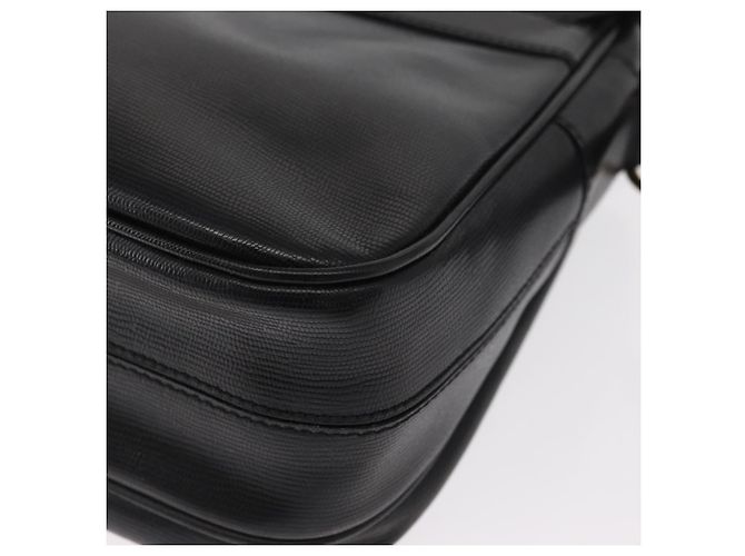 Céline Borsa a Spalla CELINE Circle in Pelle Nera e Oro Auth 161504 Nero D'oro - vista 17