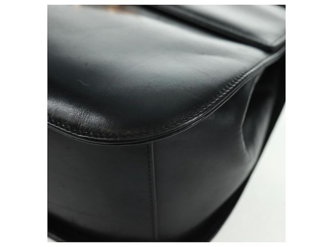 Borsa a Spalla Gancini in Pelle Nera e Oro Salvatore Ferragamo Auth 160020 Nero D'oro - vista 14