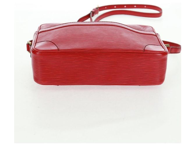 LOUIS VUITTON Borsa a Spalla Epi Trocadero 27 Rossa M52317 LV Auth 161285 Rosso - vista 5