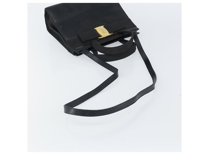 Borsa a mano Vala in pelle 2 in 1 nera e oro Auth 161693 di Salvatore Ferragamo Nero D'oro - vista 9