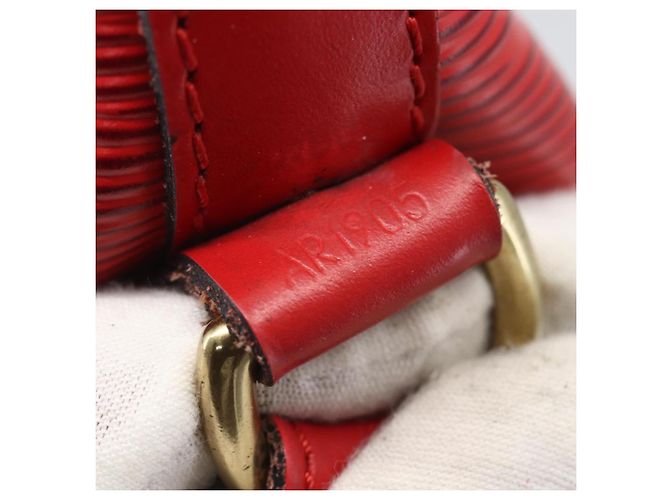 Noe LOUIS VUITTON Bolso de Hombro Petit Noé Epi Rojo M44107 LV Auth 161161 Roja - vista 12
