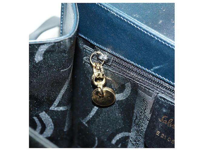 Borsa a mano in pelle Gancini Salvatore Ferragamo 2 in 1 Blu Navy Oro Auth 160979 - vista 27