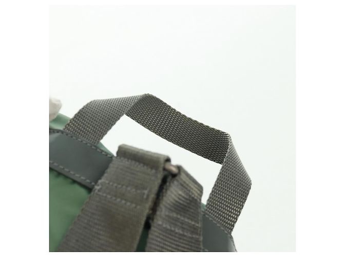 PRADA Rucksack aus Nylon Silber Hellgrün Auth 161541 - Ansicht 15