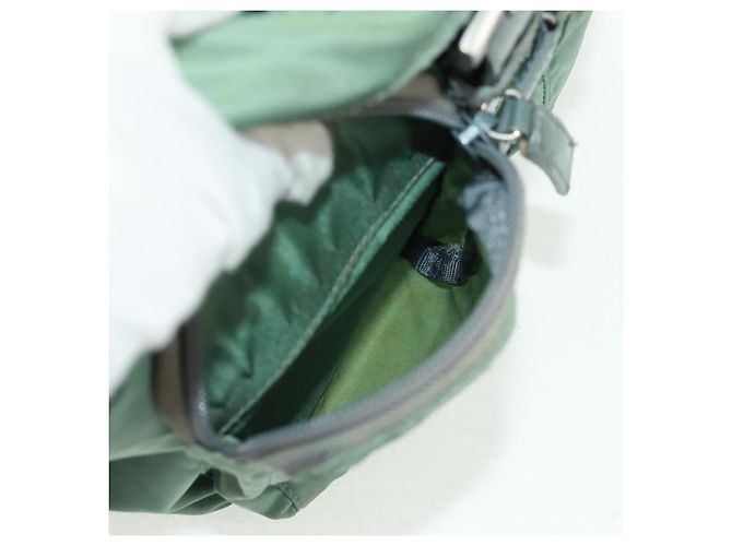 PRADA Rucksack aus Nylon Silber Hellgrün Auth 161541 - Ansicht 21