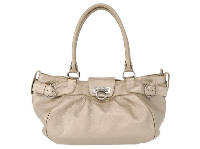 Salvatore Ferragamo Gancini Hand Bag Leather Champagne Gold Silver Auth 161013 Silvery Golden - view 13