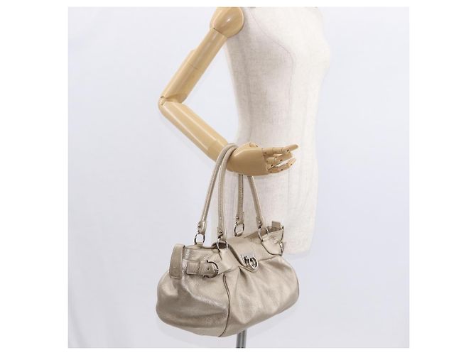 Salvatore Ferragamo Gancini Hand Bag Leather Champagne Gold Silver Auth 161013 Silvery Golden - view 23